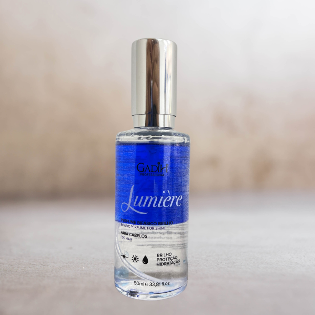 Lumière Shine is your go-to dual-phase hair perfume that elevates your haircare routine. Formulated to provide deep hydration and essential nourishment, it leaves your hair feeling soft and looking radiant. Spray it on after your styling routine, and let the enchanting fragrance envelop your hair while keeping it healthy and hydrated